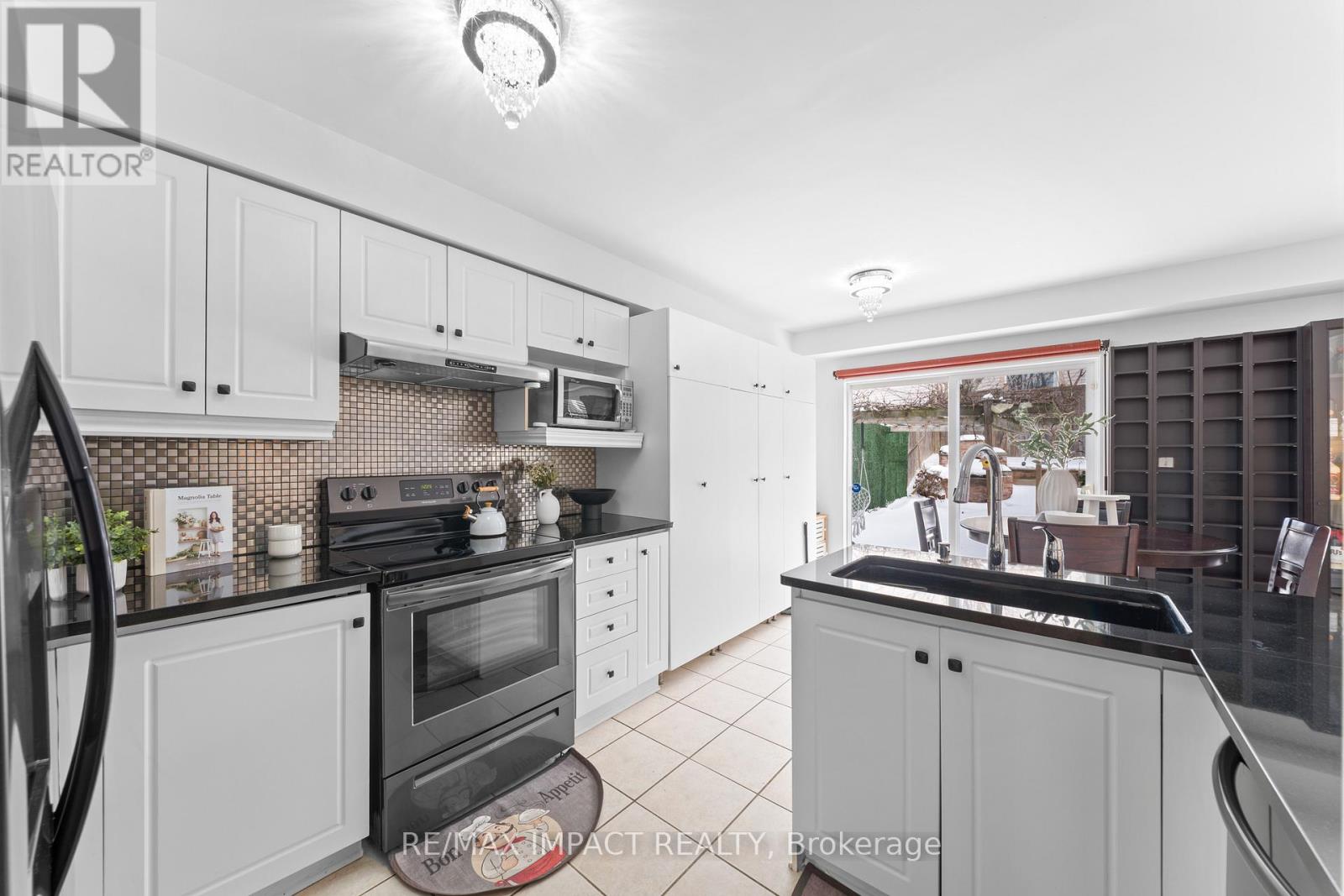 549 Brasswinds Trail, Oshawa, Ontario  L1K 2Y9 - Photo 5 - E12734034