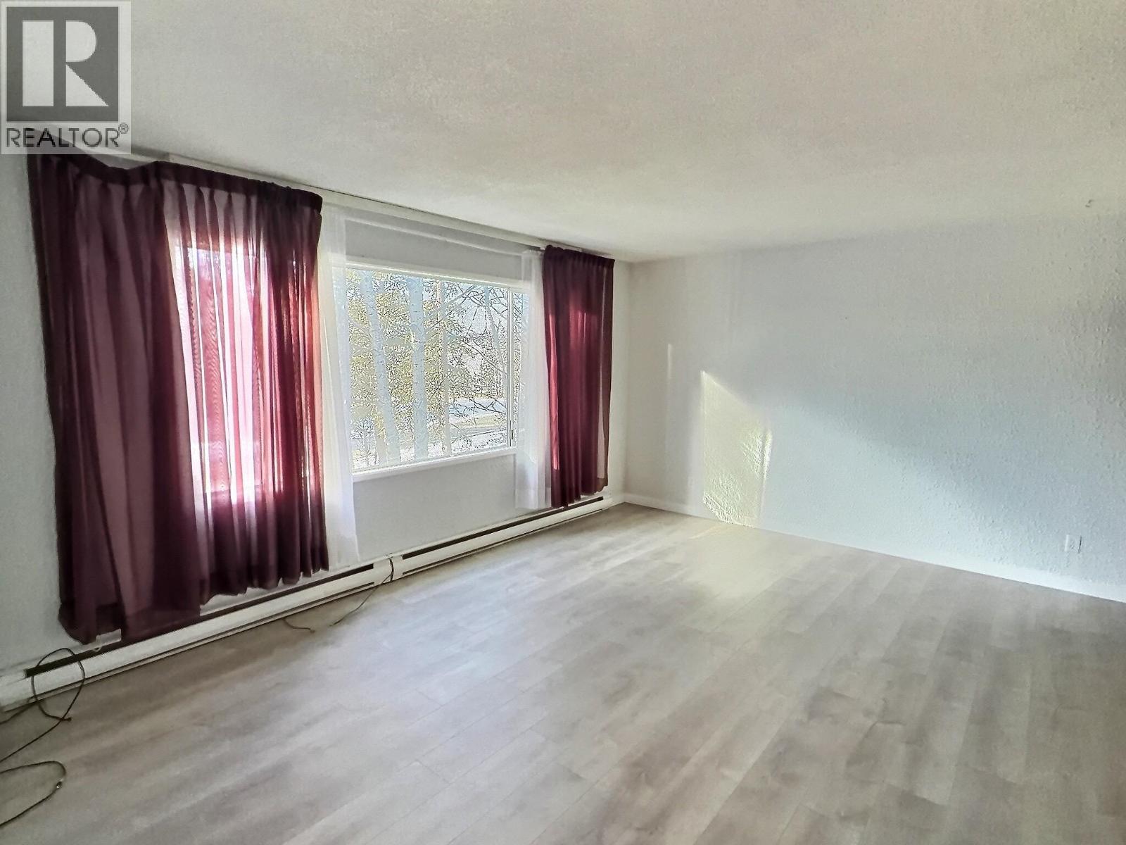 5031 Mein Road, 108 Mile Ranch, British Columbia  V0K 2Z0 - Photo 16 - R3082788