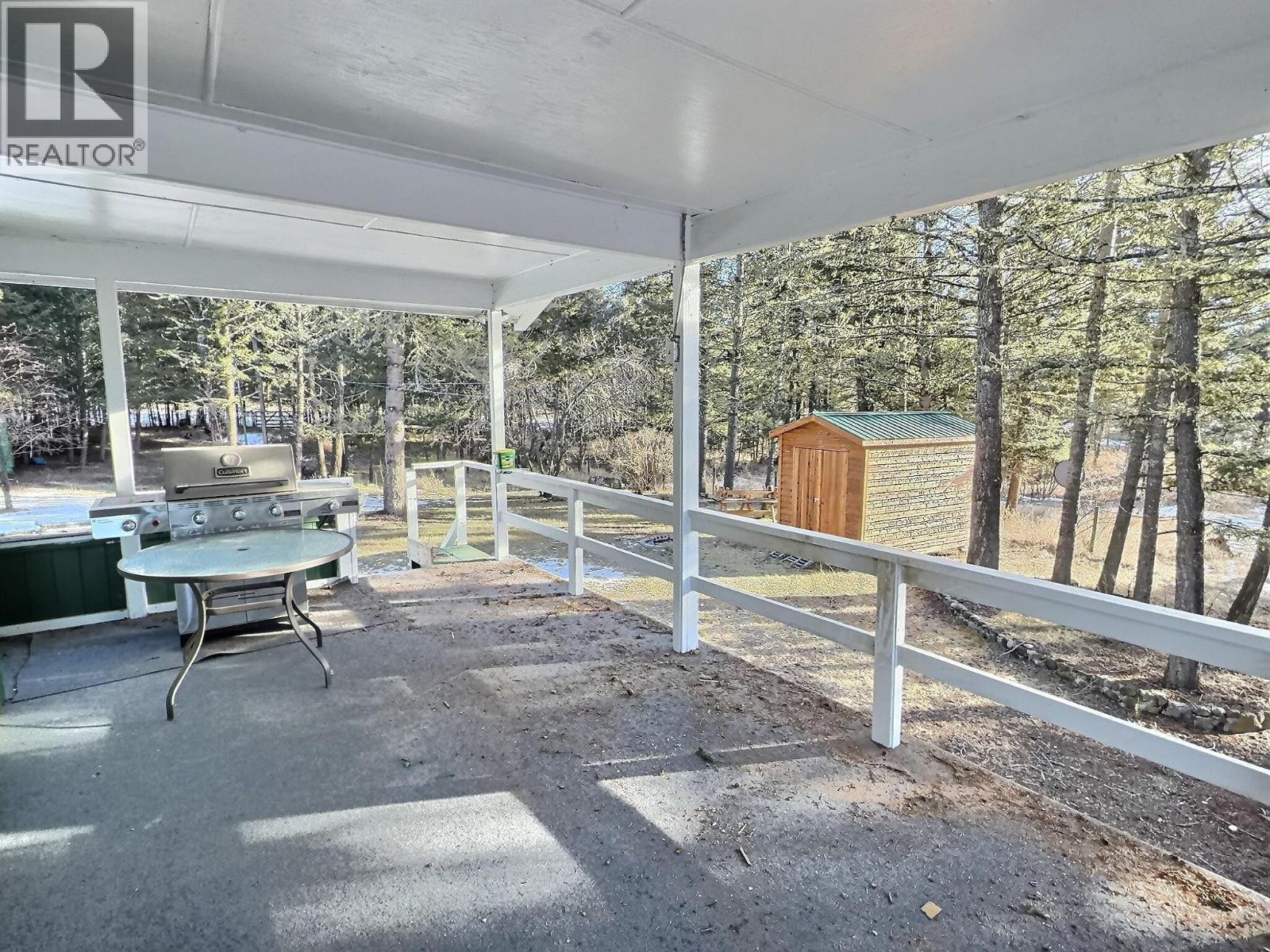 5031 Mein Road, 108 Mile Ranch, British Columbia  V0K 2Z0 - Photo 20 - R3082788