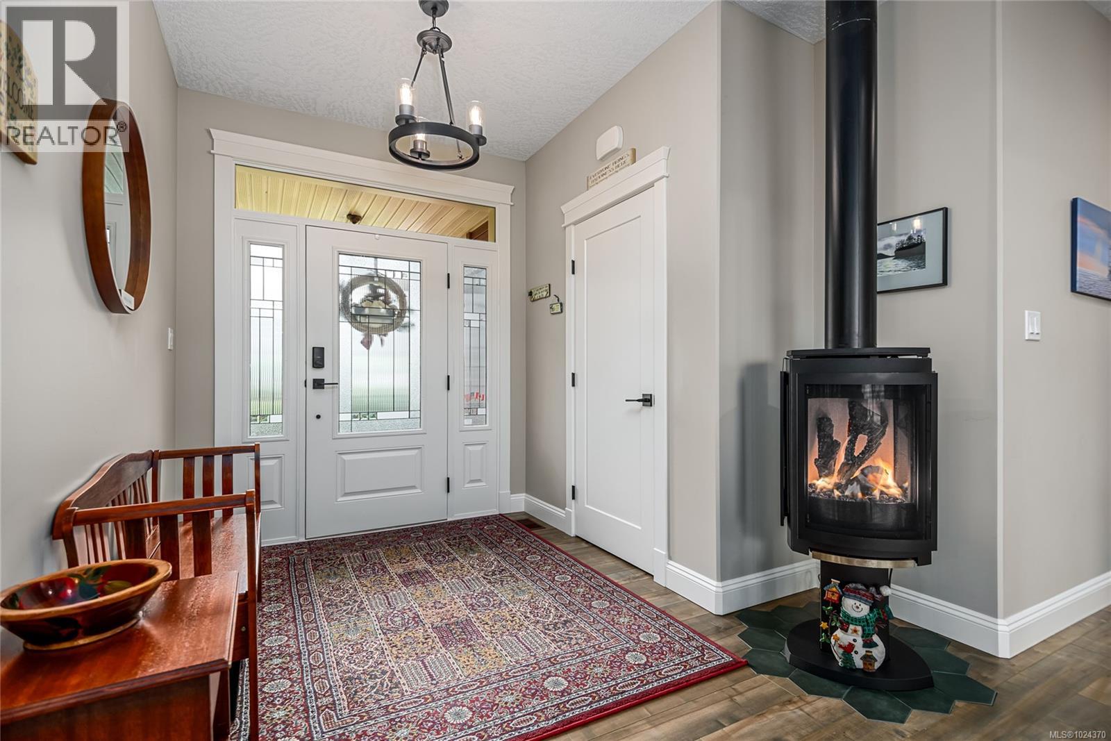 3837 Creekside Dr, Bowser, British Columbia  V0R 1G0 - Photo 5 - 1024370