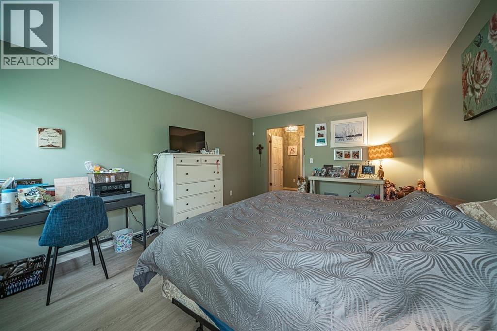 5298 St Andrews Place, Delta, British Columbia  V4M 4E5 - Photo 9 - R3083672