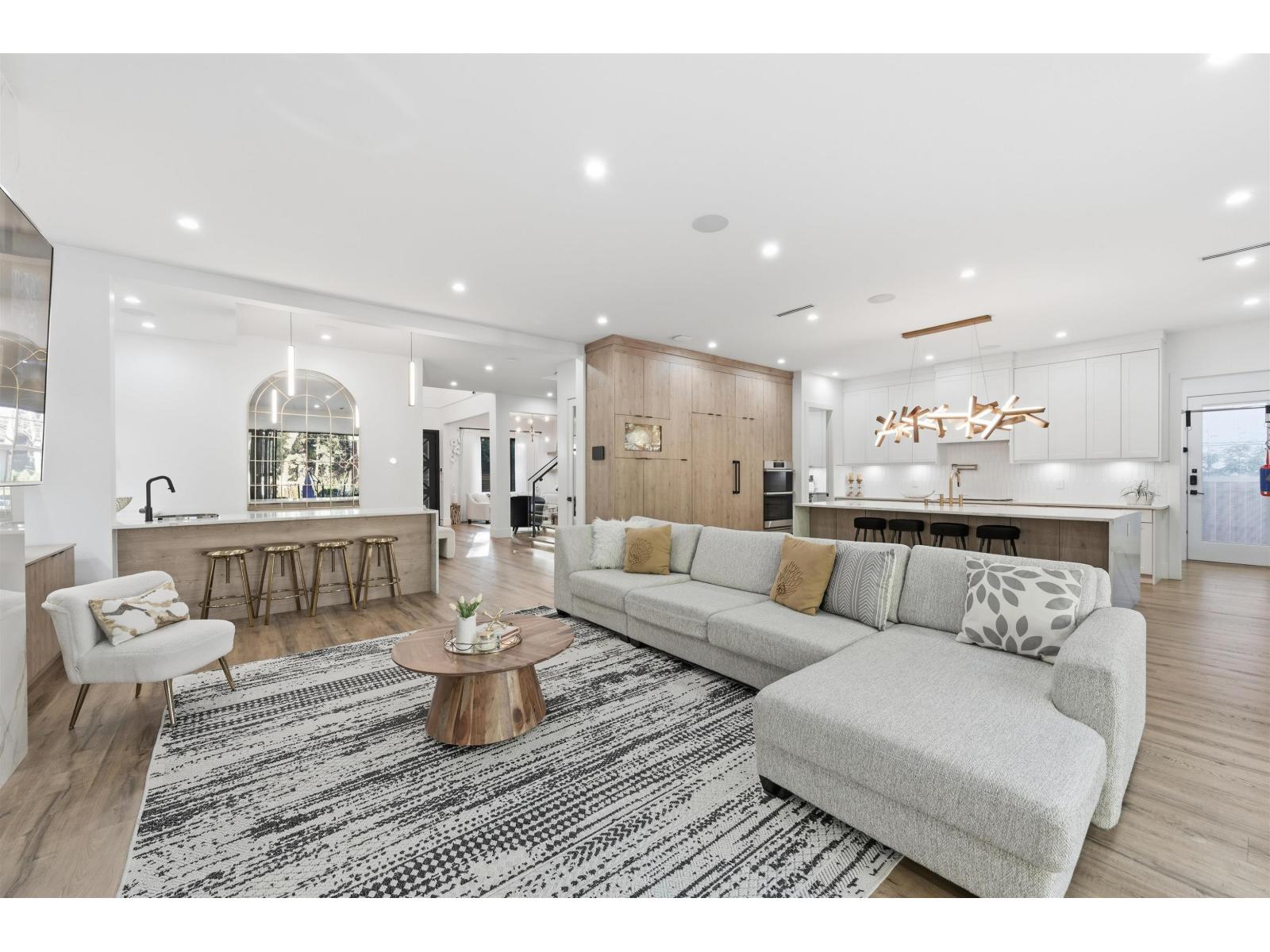 13125 24 Avenue, Surrey, British Columbia  V4A 2G2 - Photo 15 - R3083310