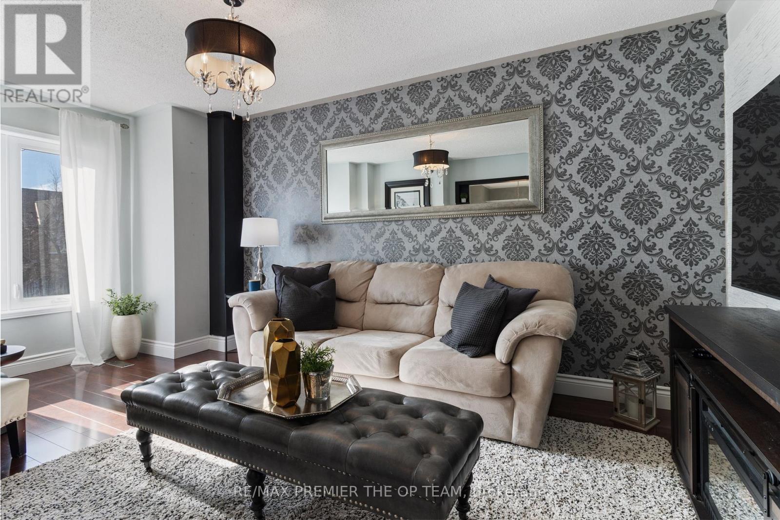 28 Kelso Crescent, Vaughan, Ontario  L6A 2C7 - Photo 15 - N12733248