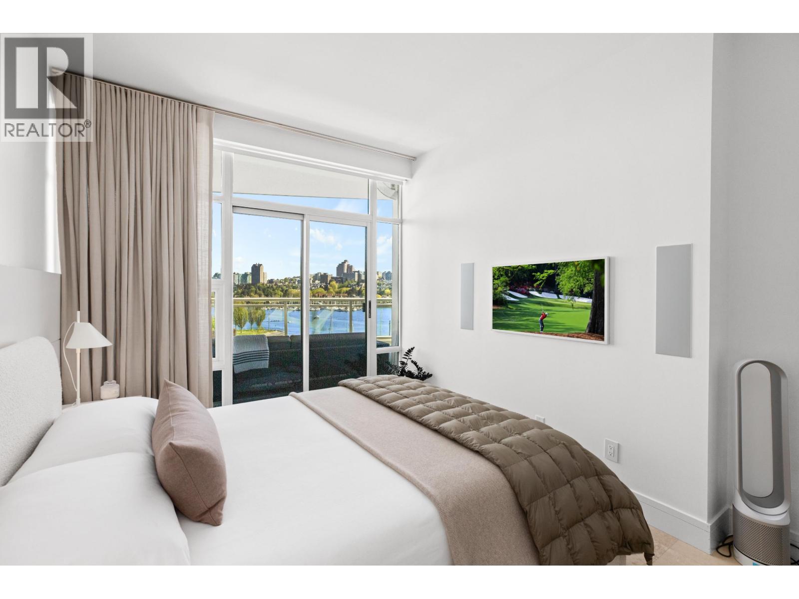 701 628 Kinghorne Mews, Vancouver, British Columbia V6Z 3H6 - Photo 11 - R3083844