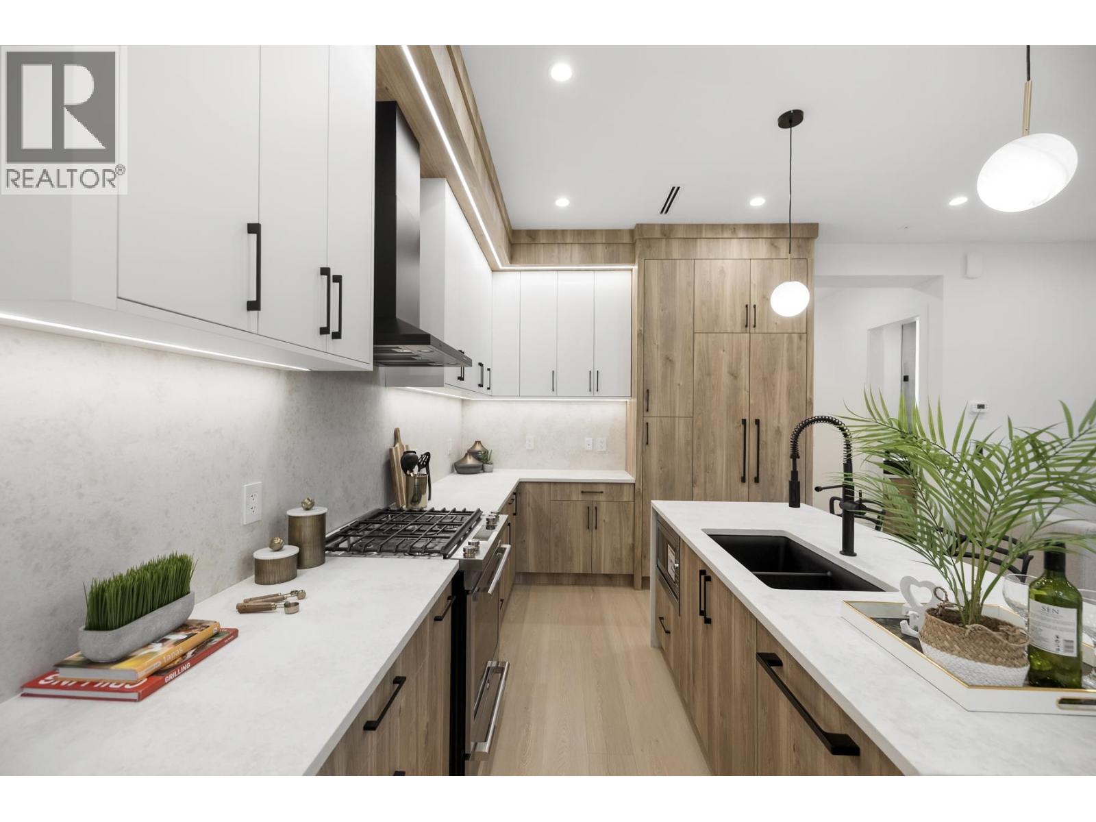 5668 10a Avenue, Delta, British Columbia  V4L 1C2 - Photo 5 - R3083864