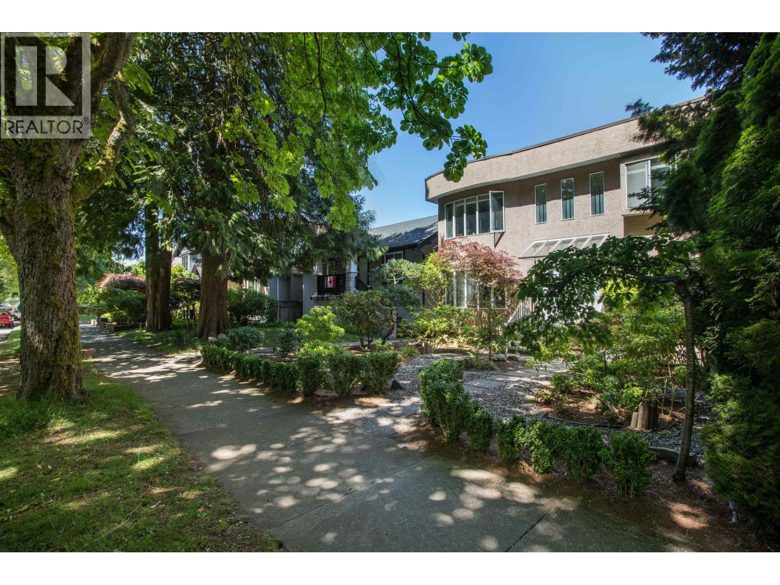 2945 W 12TH AVENUE, vancouver, British Columbia