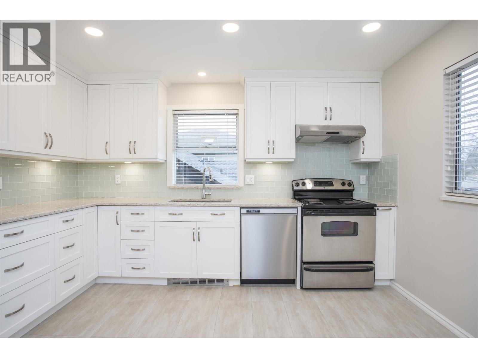 2945 W 12th Avenue, Vancouver, British Columbia  V6K 2R2 - Photo 13 - R3083843