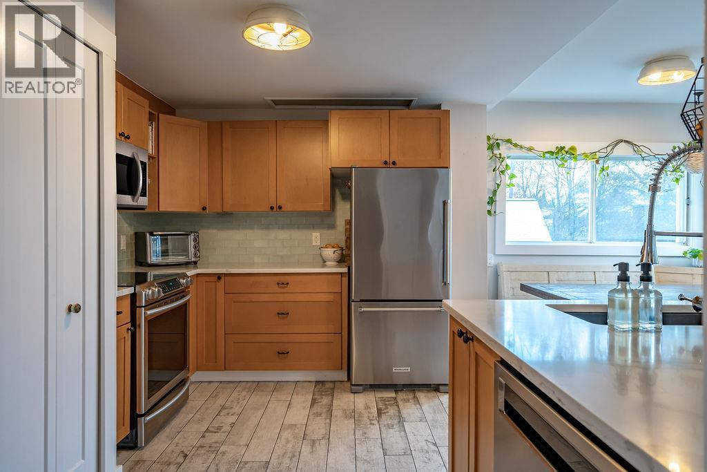 514 First Street, Nelson, British Columbia  V1L 2K8 - Photo 23 - 10373924