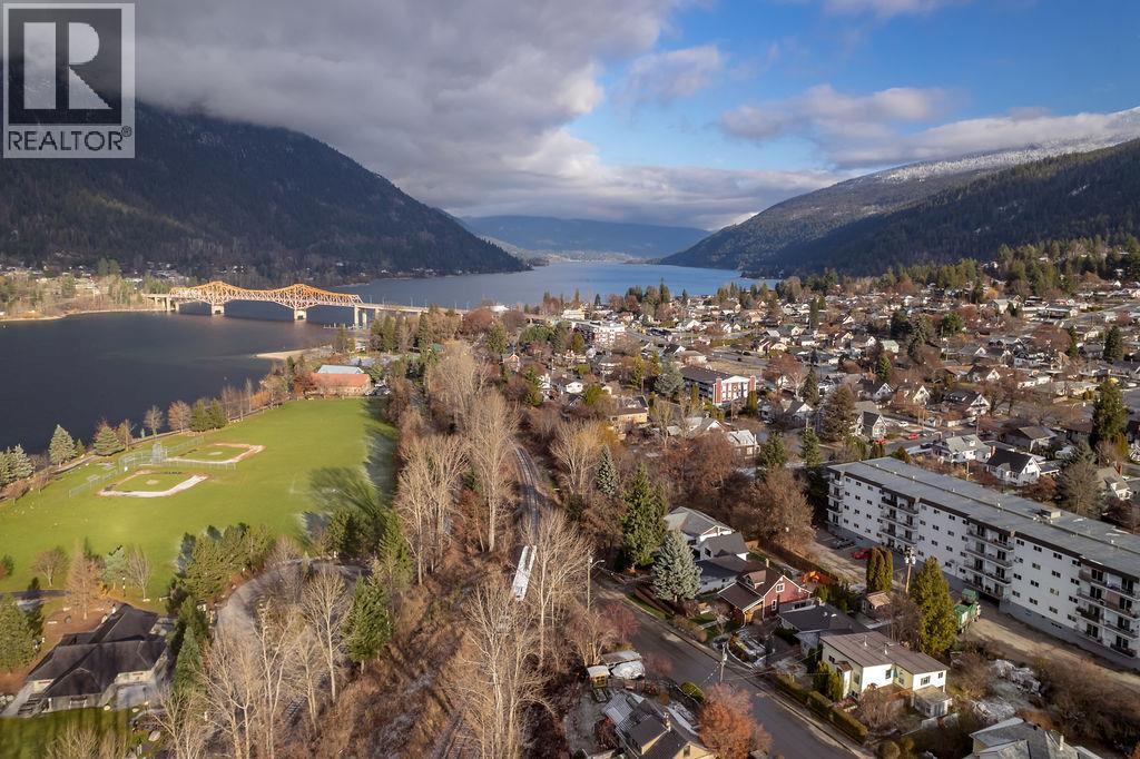 514 First Street, Nelson, British Columbia  V1L 2K8 - Photo 80 - 10373924