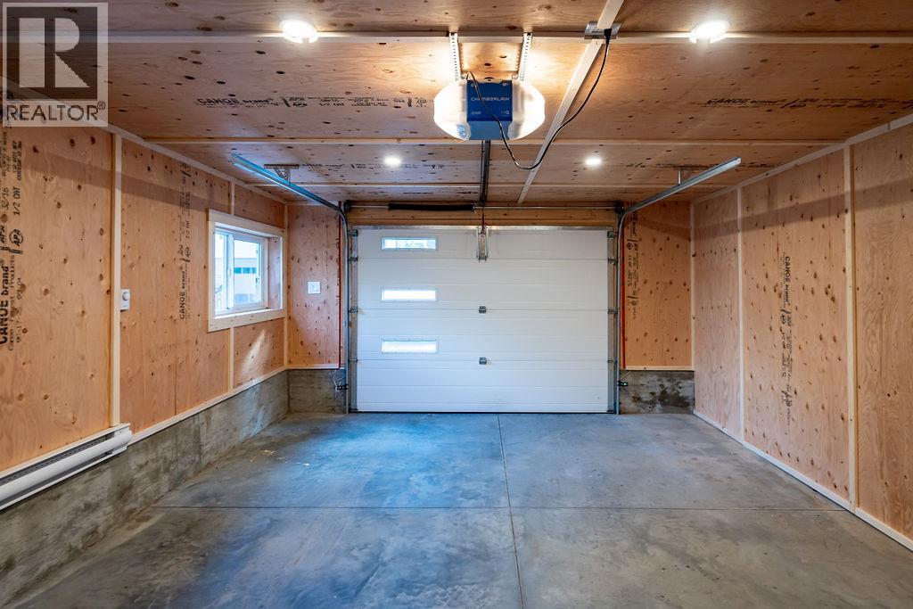 514 First Street, Nelson, British Columbia  V1L 2K8 - Photo 65 - 10373924