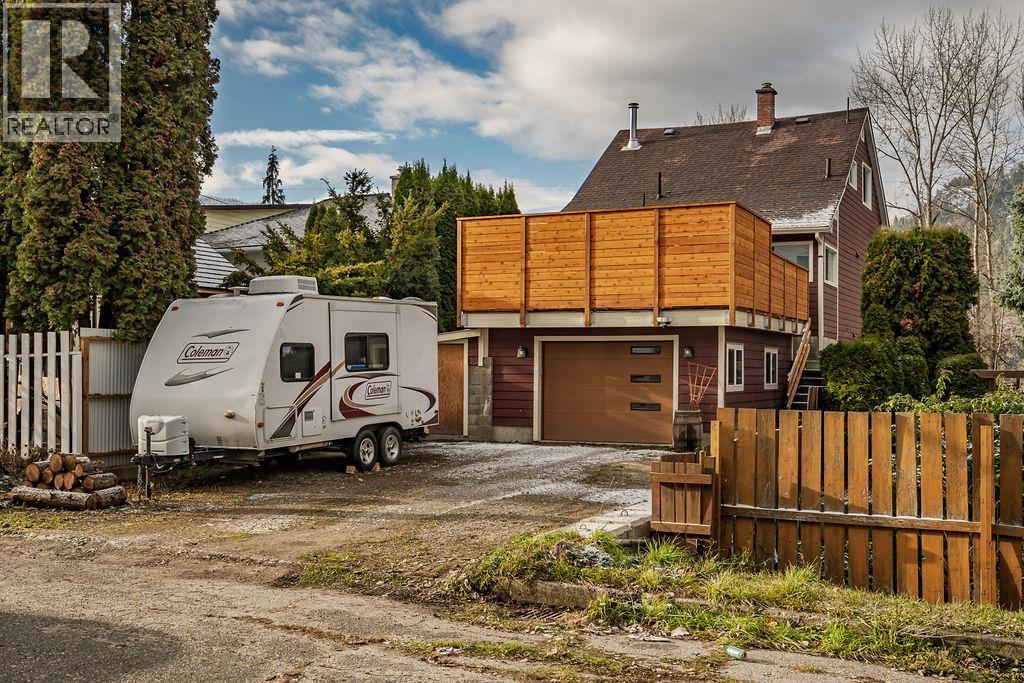 514 First Street, Nelson, British Columbia  V1L 2K8 - Photo 72 - 10373924