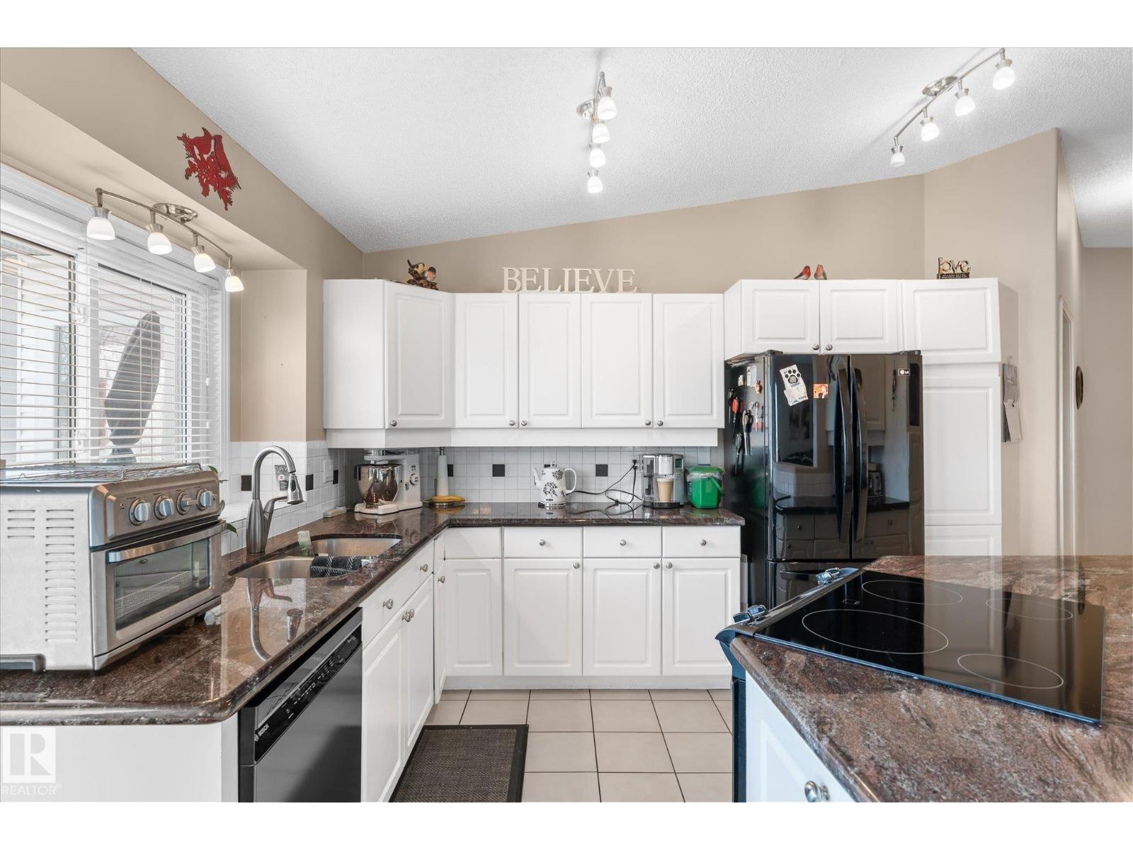 7020 157 Av Nw, Edmonton, Alberta  T5Z 2Z4 - Photo 18 - E4471224