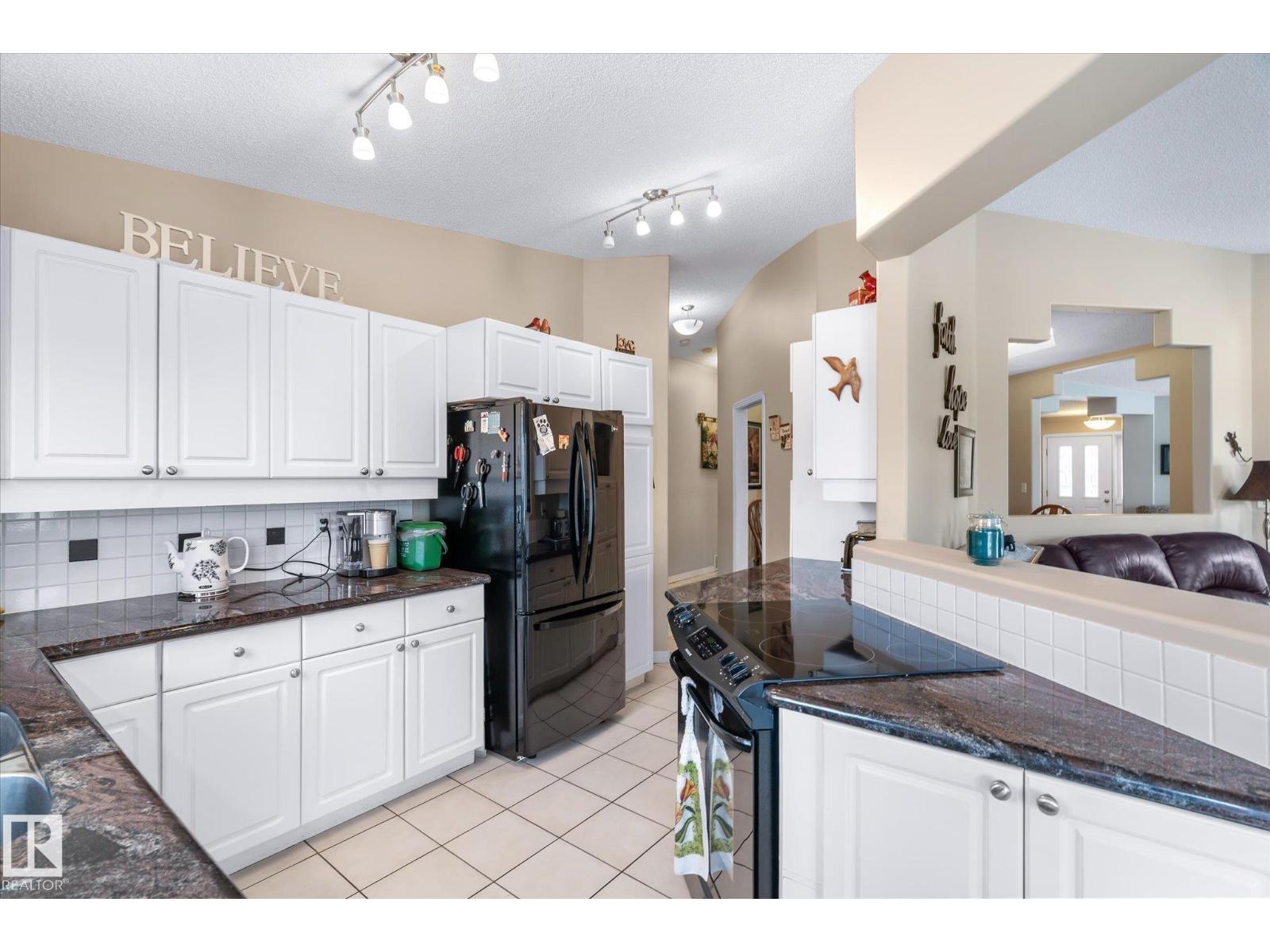 7020 157 Av Nw, Edmonton, Alberta  T5Z 2Z4 - Photo 20 - E4471224