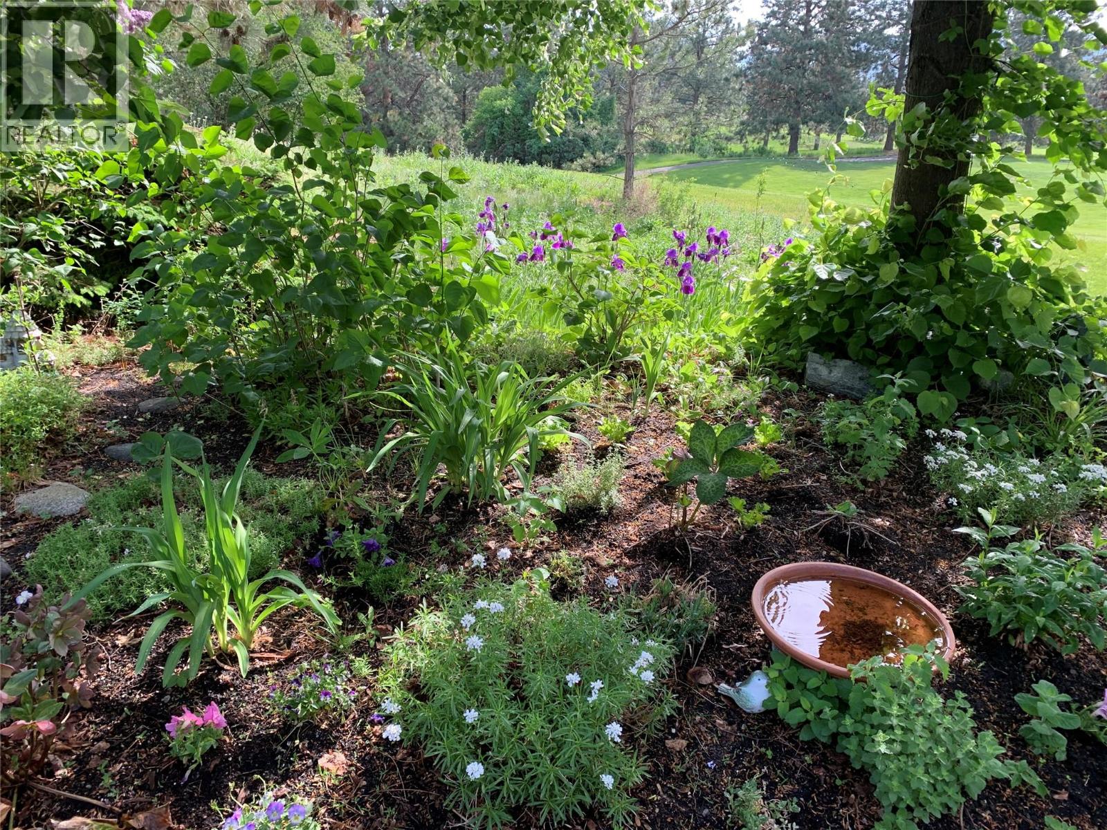 3889 Gallaghers Grange Kelowna Photo 16 3889 Gallaghers Grange Kelowna Photo 16