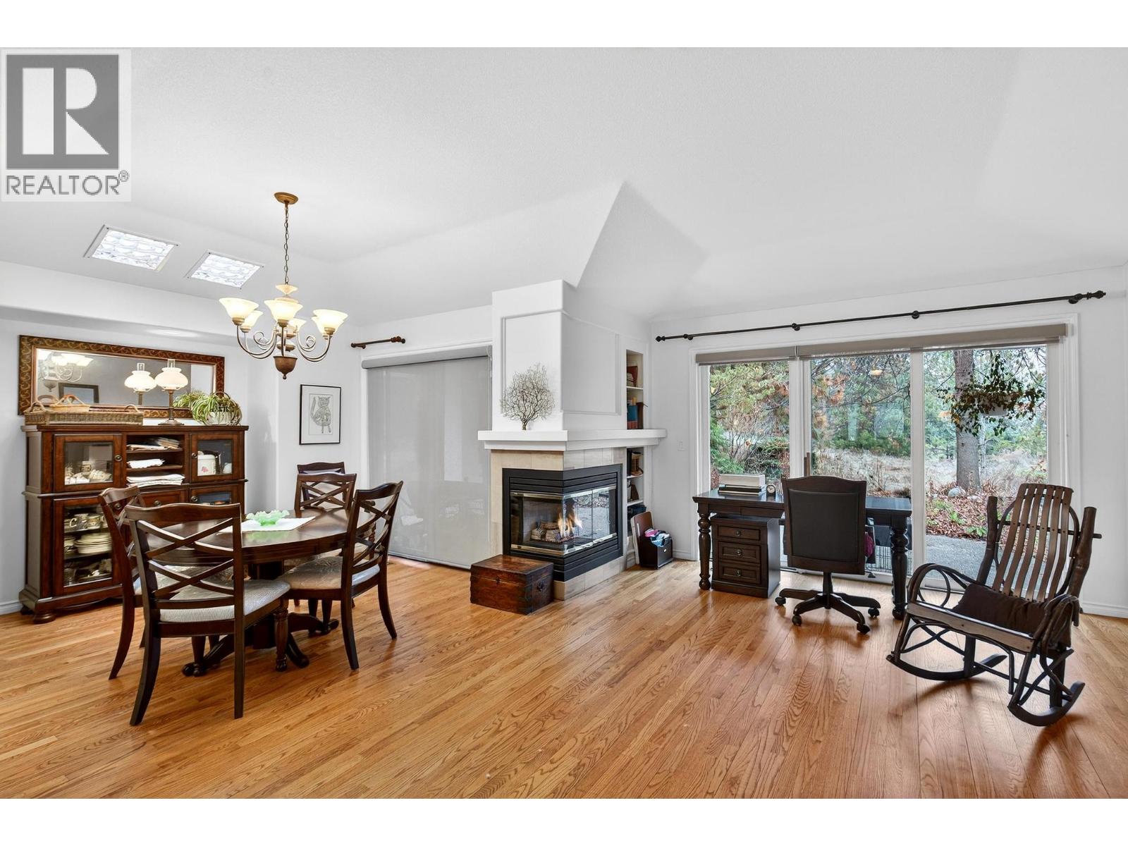 3889 Gallaghers Grange Kelowna Photo 7 3889 Gallaghers Grange Kelowna Photo 7