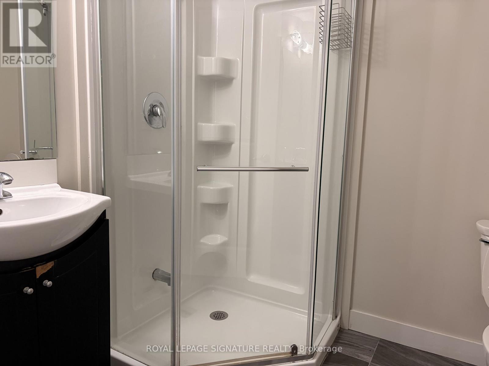 301 - 335 College Street, Toronto, Ontario  M5T 1S2 - Photo 4 - C12734050