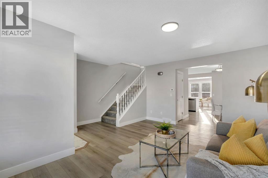 17 Mckernan Road Se, Calgary, Alberta  T2Z 1S7 - Photo 25 - A2282115