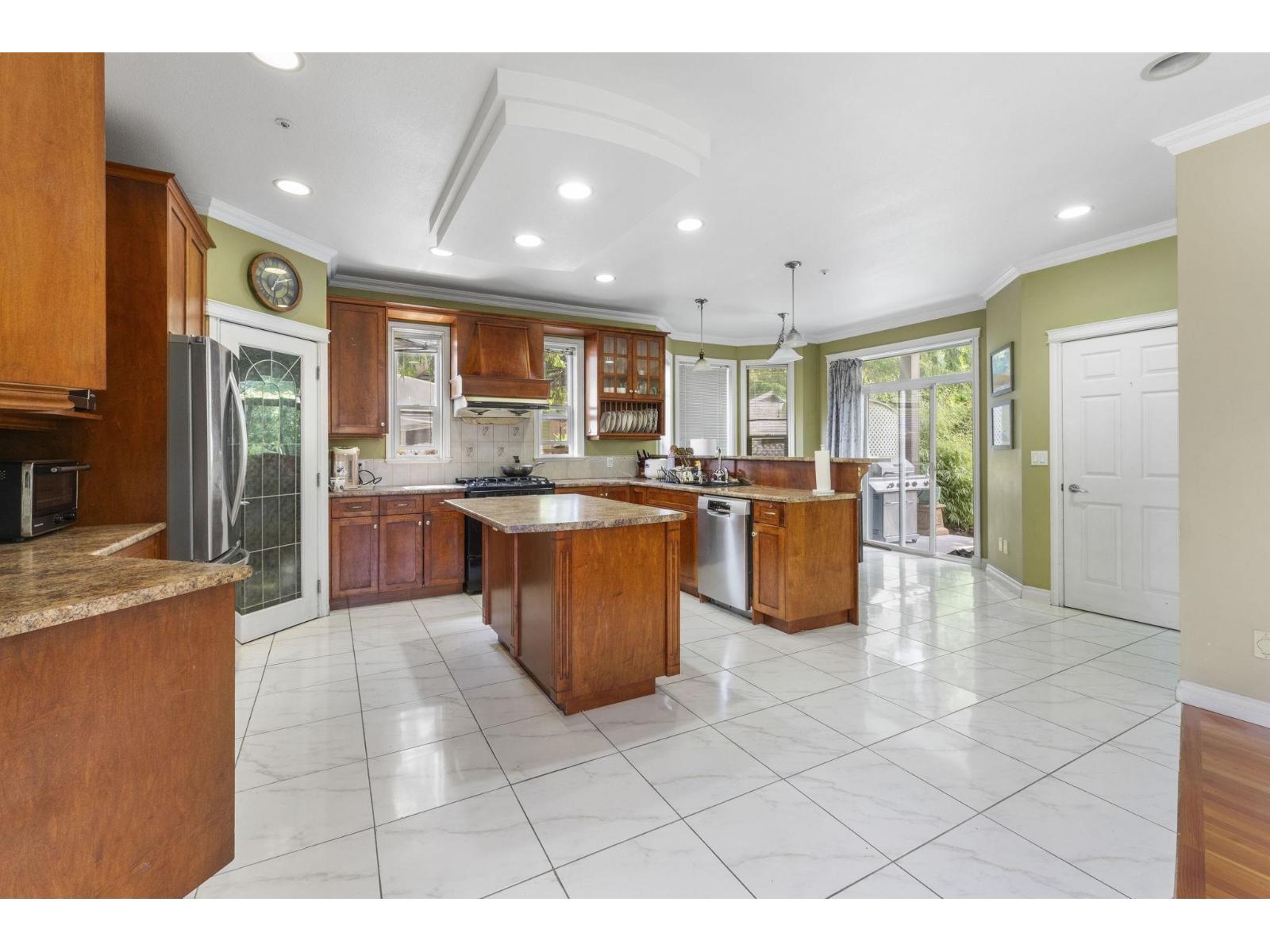 9833 182 Street, Surrey, British Columbia  V4N 5A9 - Photo 8 - R3082910