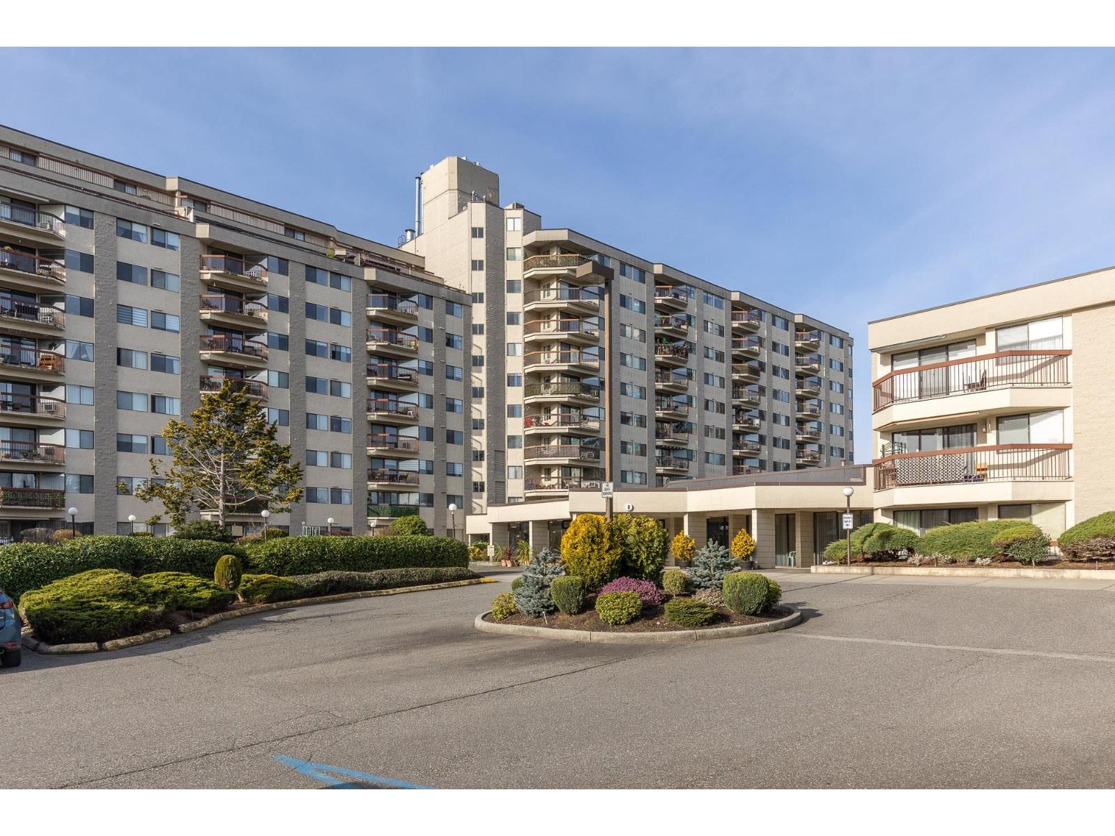 514 31955 Old Yale Road, Abbotsford, British Columbia  V2T 4N1 - Photo 1 - R3083684