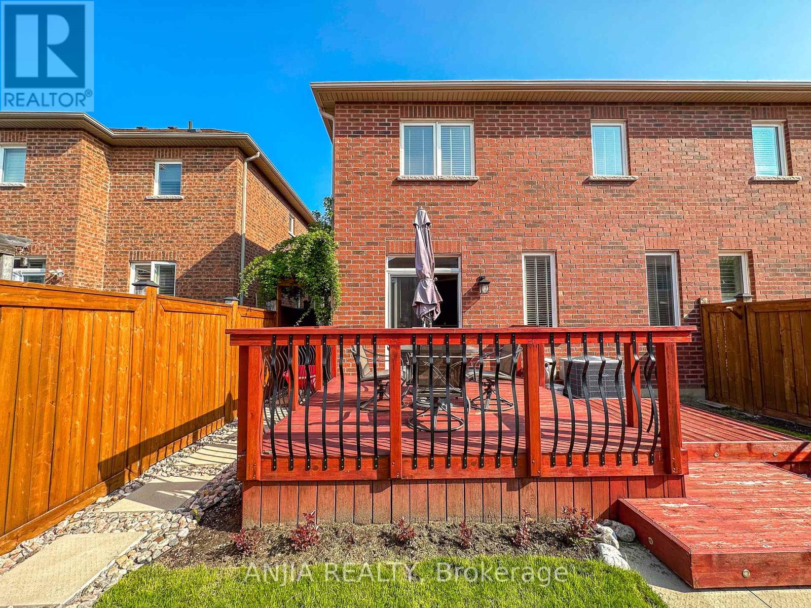 21 Fitzroy Avenue, Markham, Ontario  L6E 0J4 - Photo 34 - N12734002