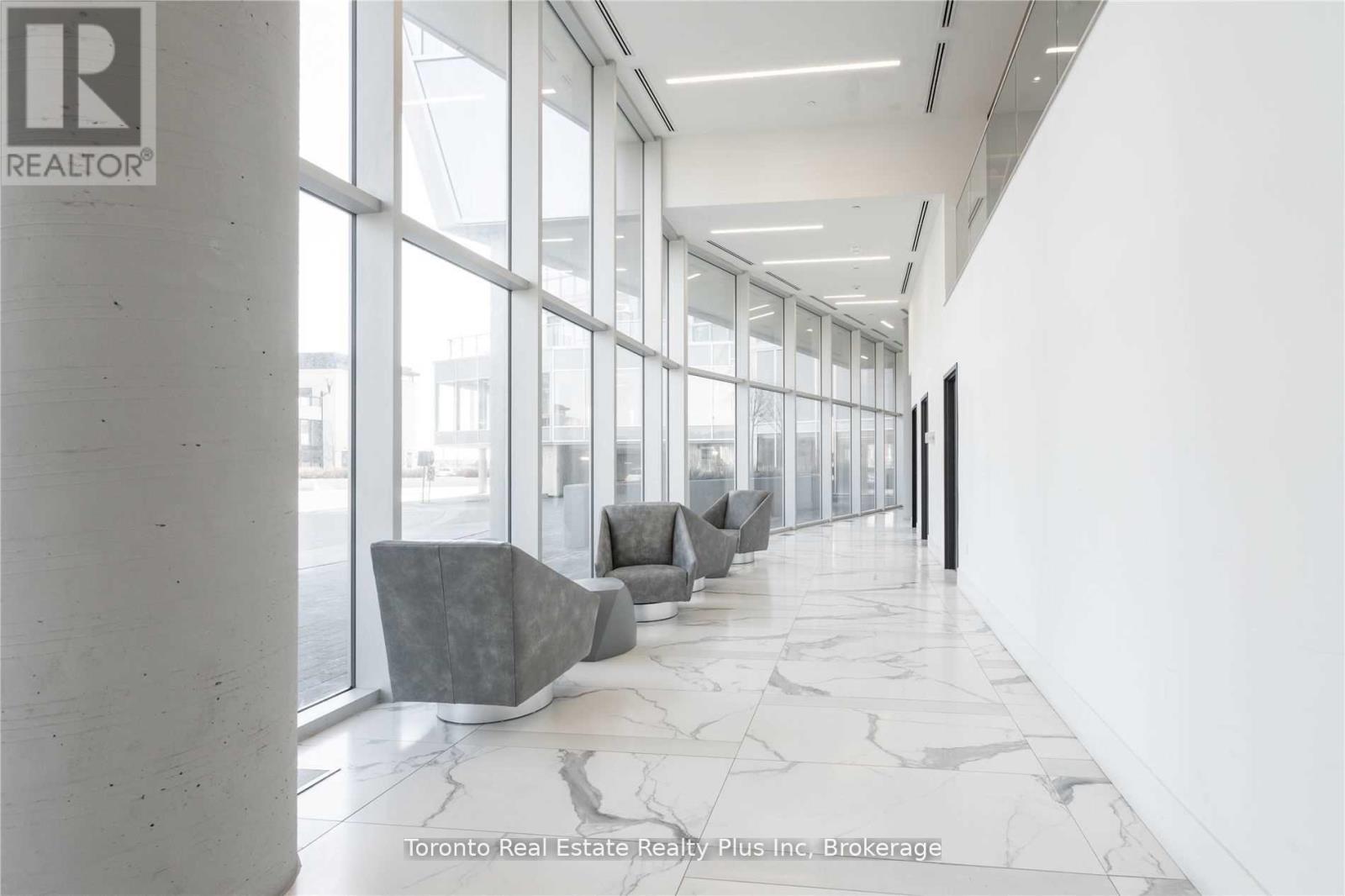 2106 - 2908 Highway 7 Road W, Vaughan, Ontario  L4K 0K5 - Photo 3 - N12734036