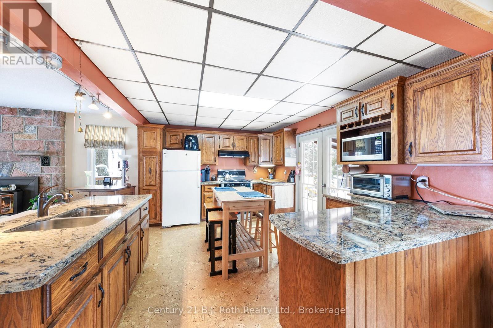 41 Brandy's Island Road, Georgian Bay (Baxter), Ontario  L0K 1S0 - Photo 6 - X12722222