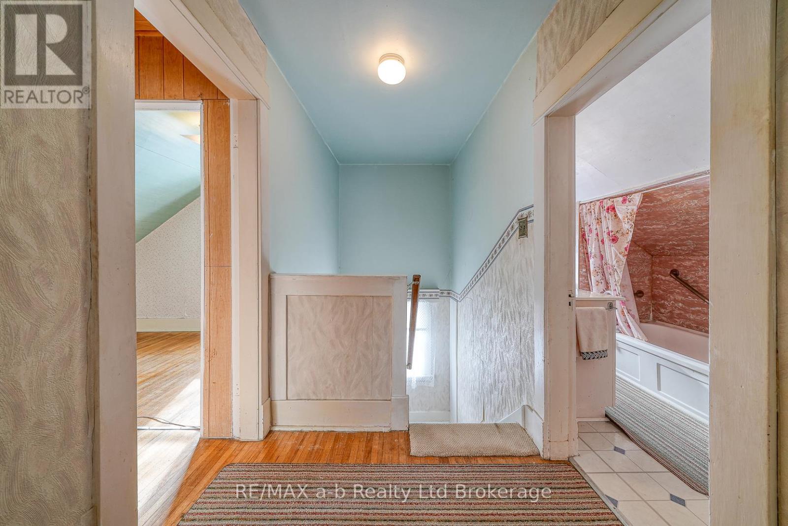 4 Dufferin Street, Ingersoll, Ontario  N5C 2E3 - Photo 23 - X12734016