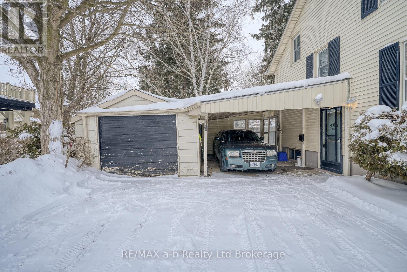 4 Dufferin Street, Ingersoll, Ontario  N5C 2E3 - Photo 5 - X12734016