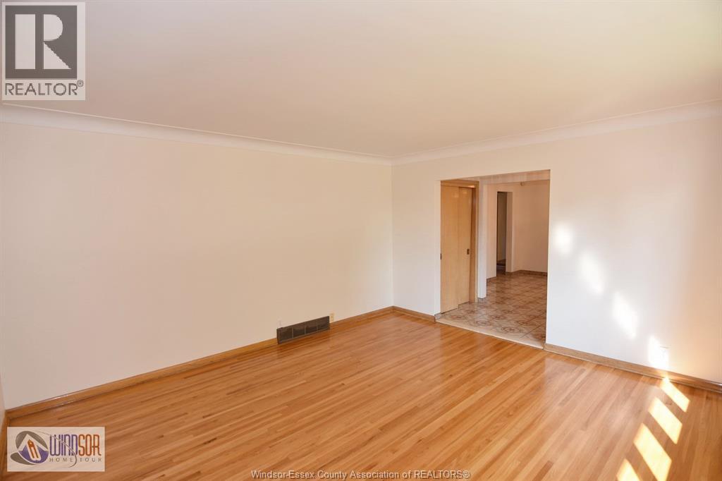 58 Texas Road, Amherstburg, Ontario  N9V 2R7 - Photo 10 - 26002034