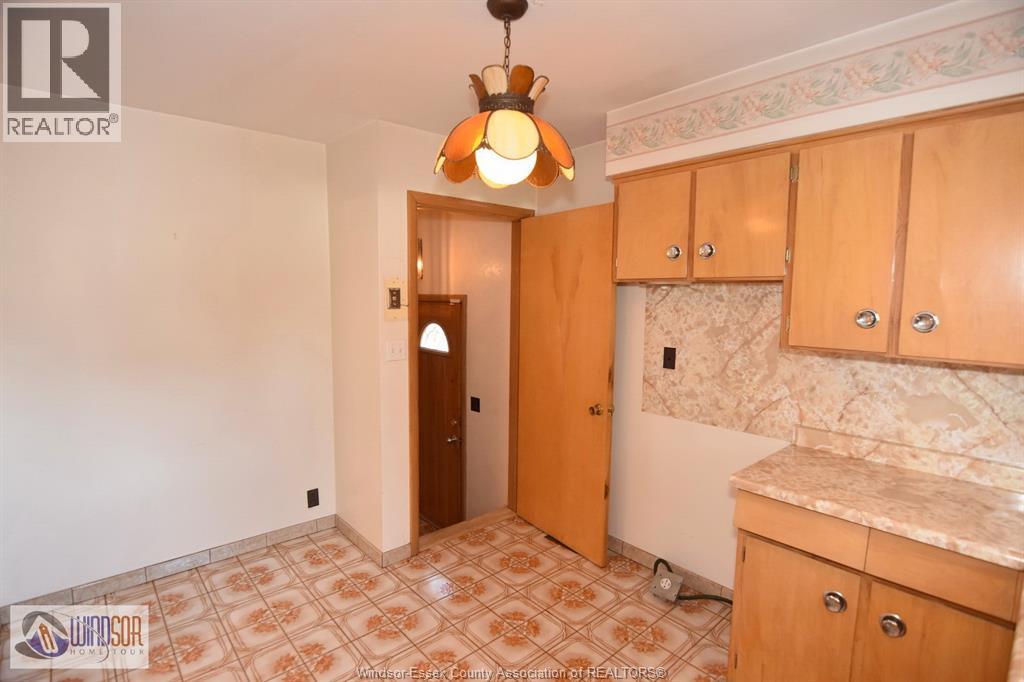 58 Texas Road, Amherstburg, Ontario  N9V 2R7 - Photo 9 - 26002034