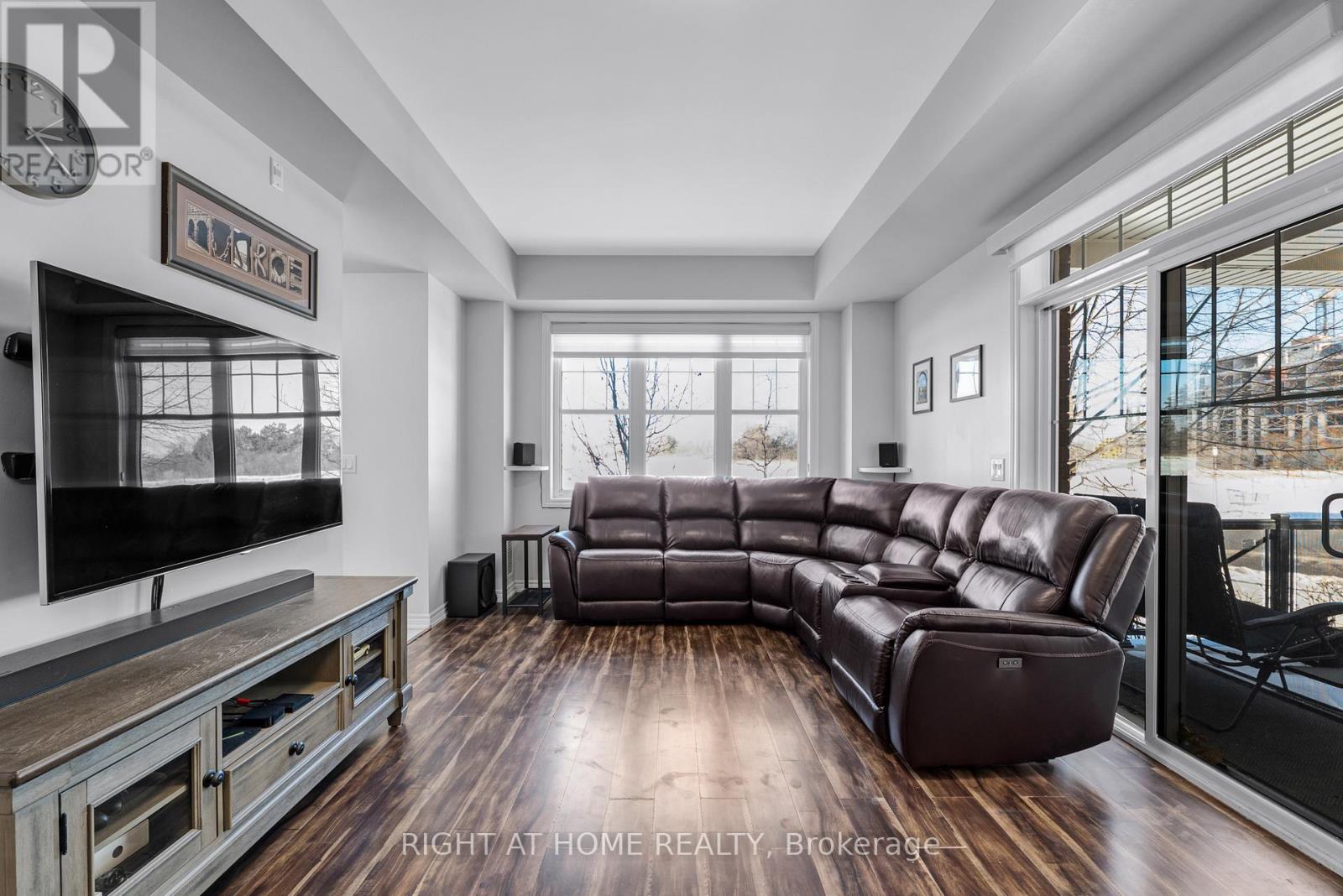 101 - 277 Gatwick Drive, Oakville, Ontario  L6H 0K7 - Photo 11 - W12734020