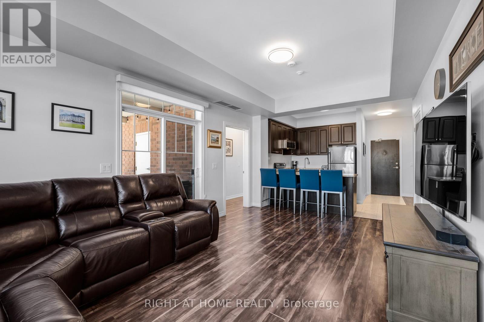 101 - 277 Gatwick Drive, Oakville, Ontario  L6H 0K7 - Photo 13 - W12734020