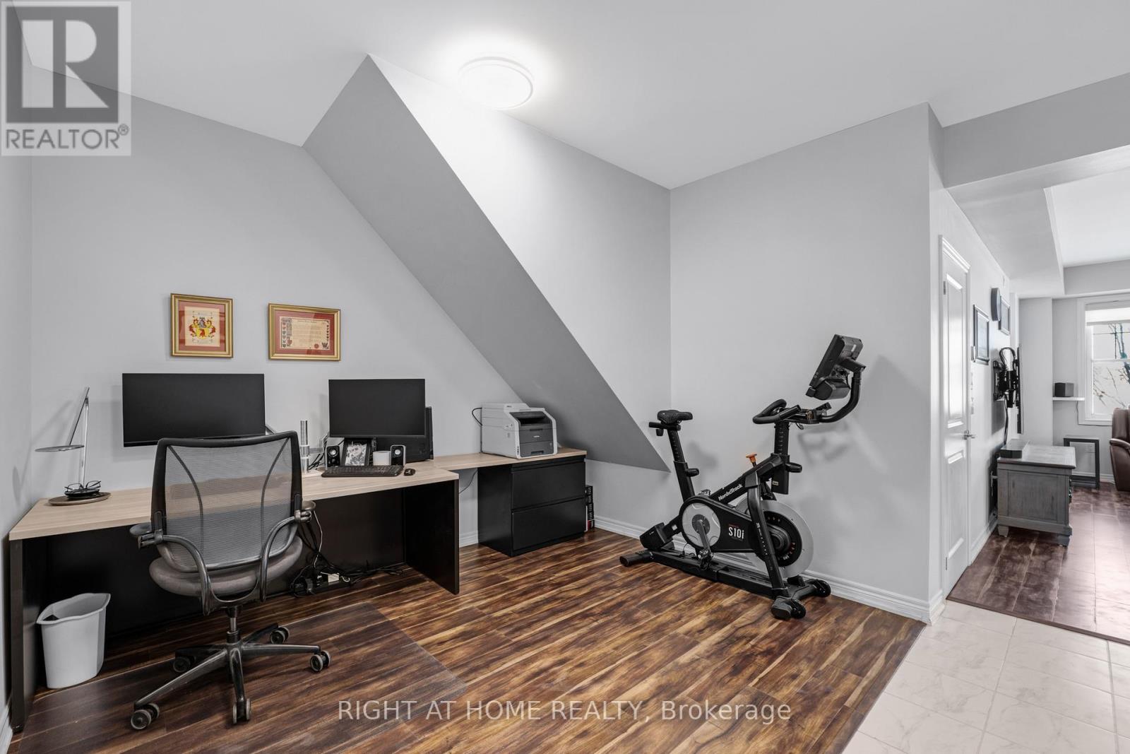 101 - 277 Gatwick Drive, Oakville, Ontario  L6H 0K7 - Photo 22 - W12734020