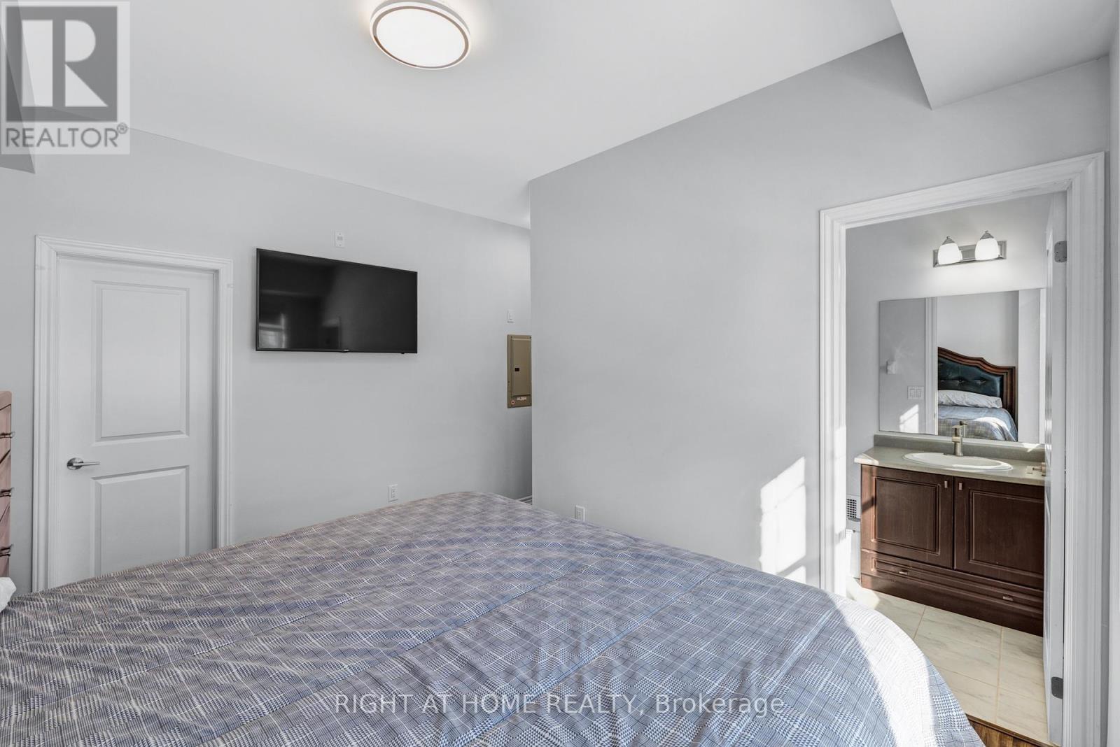 101 - 277 Gatwick Drive, Oakville, Ontario  L6H 0K7 - Photo 28 - W12734020