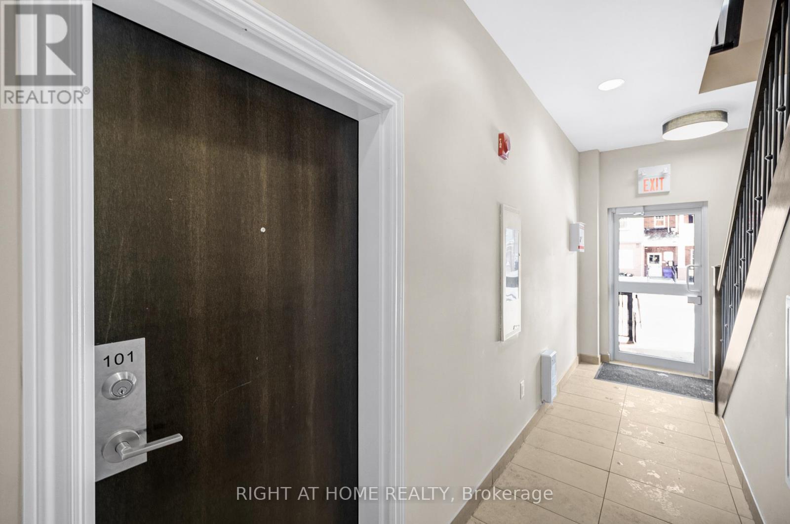 101 - 277 Gatwick Drive, Oakville, Ontario  L6H 0K7 - Photo 34 - W12734020