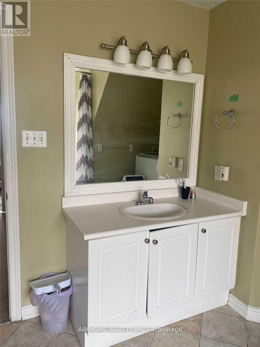 30 - 800 Dundas Street W, Mississauga, Ontario  L5C 4S9 - Photo 6 - W12734040