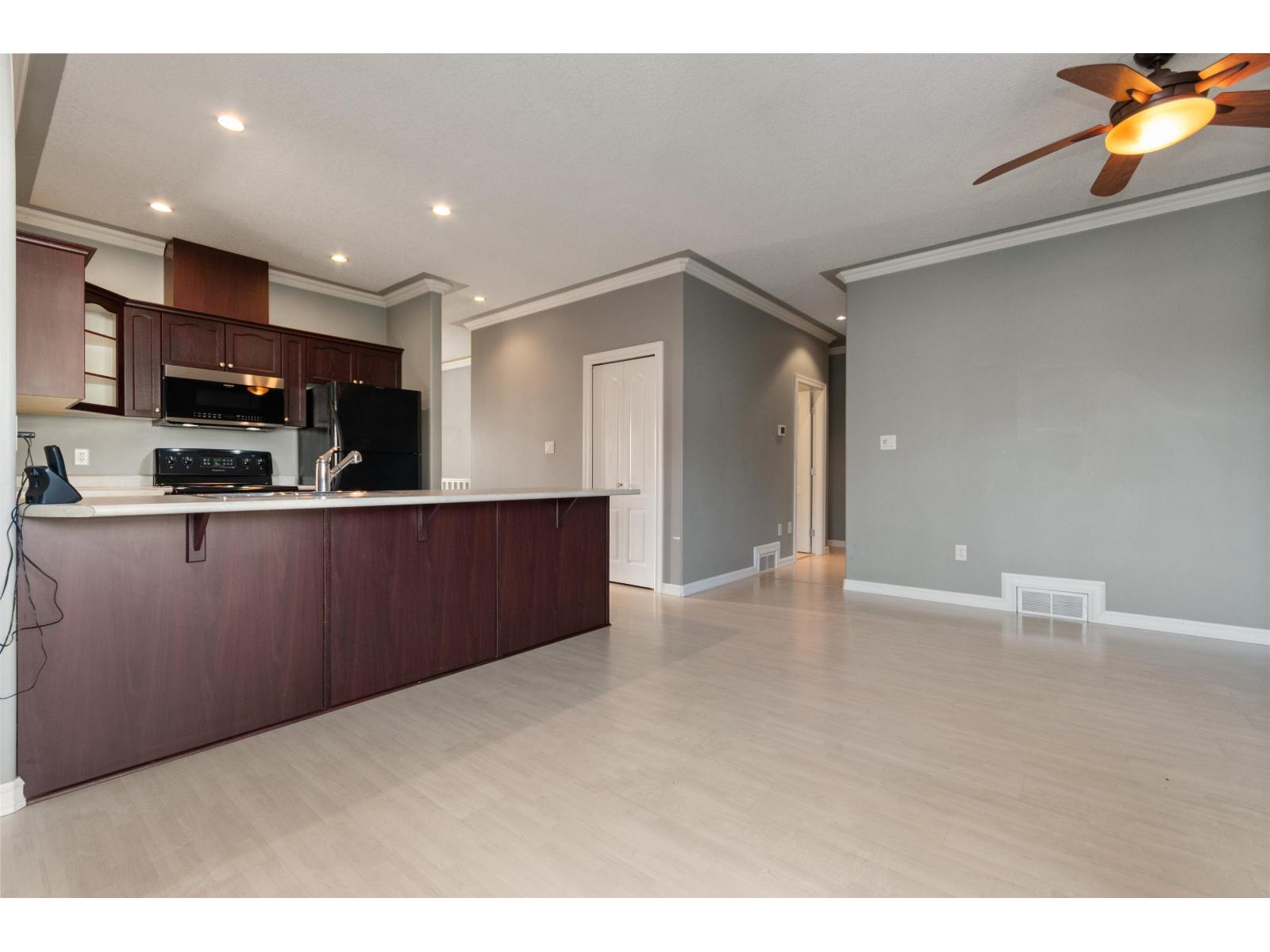 129 33751 7th Avenue, Mission, British Columbia  V2V 7C2 - Photo 11 - R3083913