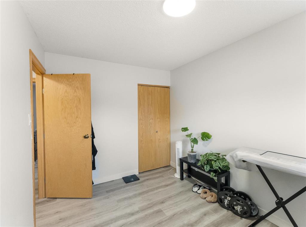 1016 Radisson Avenue, Winnipeg, Manitoba R3T 1R4 - Photo 10 - 202601623