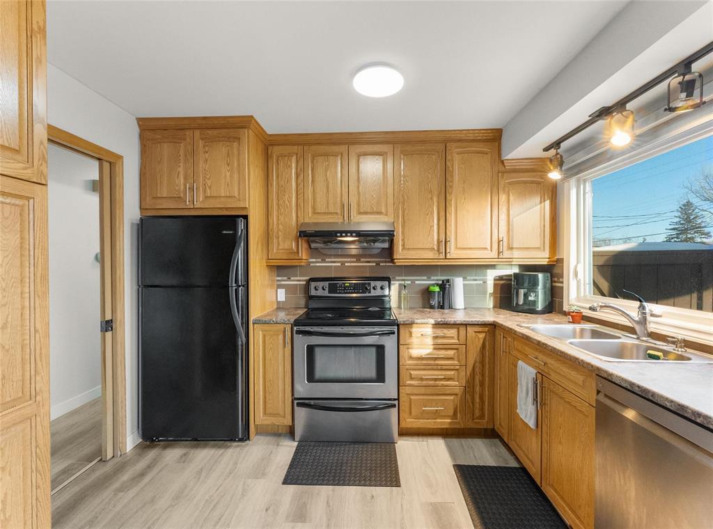 1016 Radisson Avenue, Winnipeg, Manitoba R3T 1R4 - Photo 4 - 202601623