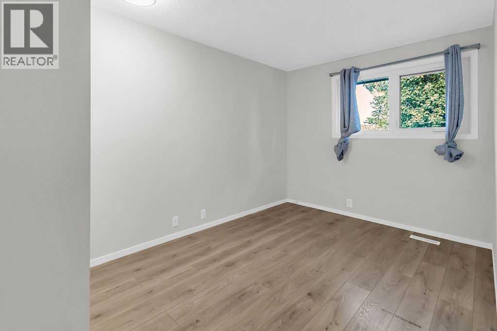 10 Radcliffe Crescent Se, Calgary, Alberta  T2Z 5X2 - Photo 16 - A2273751