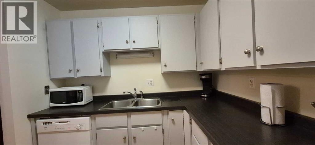 318, 10120 Brookpark Boulevard Sw, Calgary, Alberta  T2W 3G3 - Photo 7 - A2281973