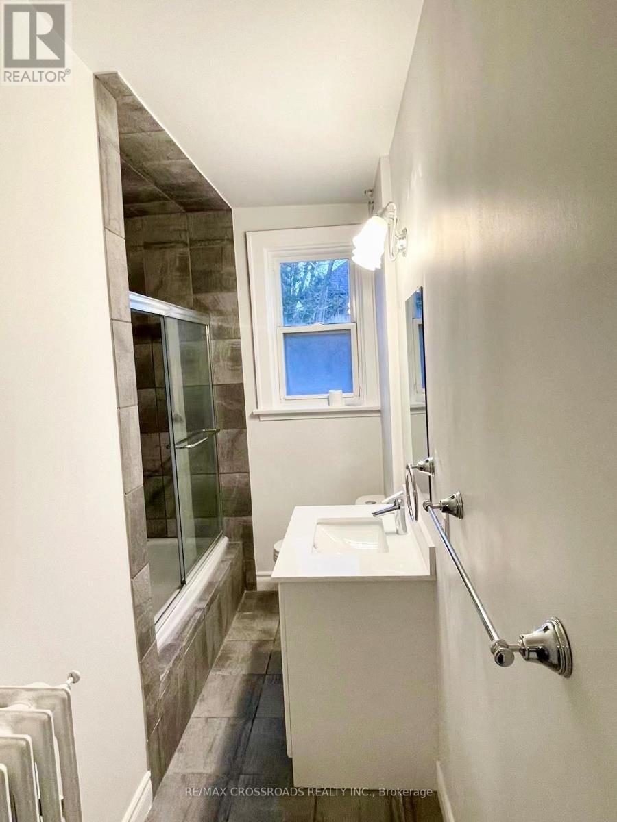 Main - 65 Lawrence Avenue E, Toronto, Ontario  M4N 1S5 - Photo 17 - C12734056