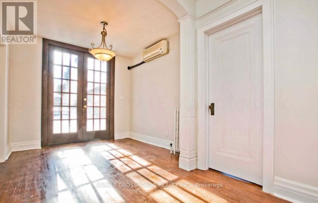 Main - 65 Lawrence Avenue E, Toronto, Ontario  M4N 1S5 - Photo 5 - C12734056