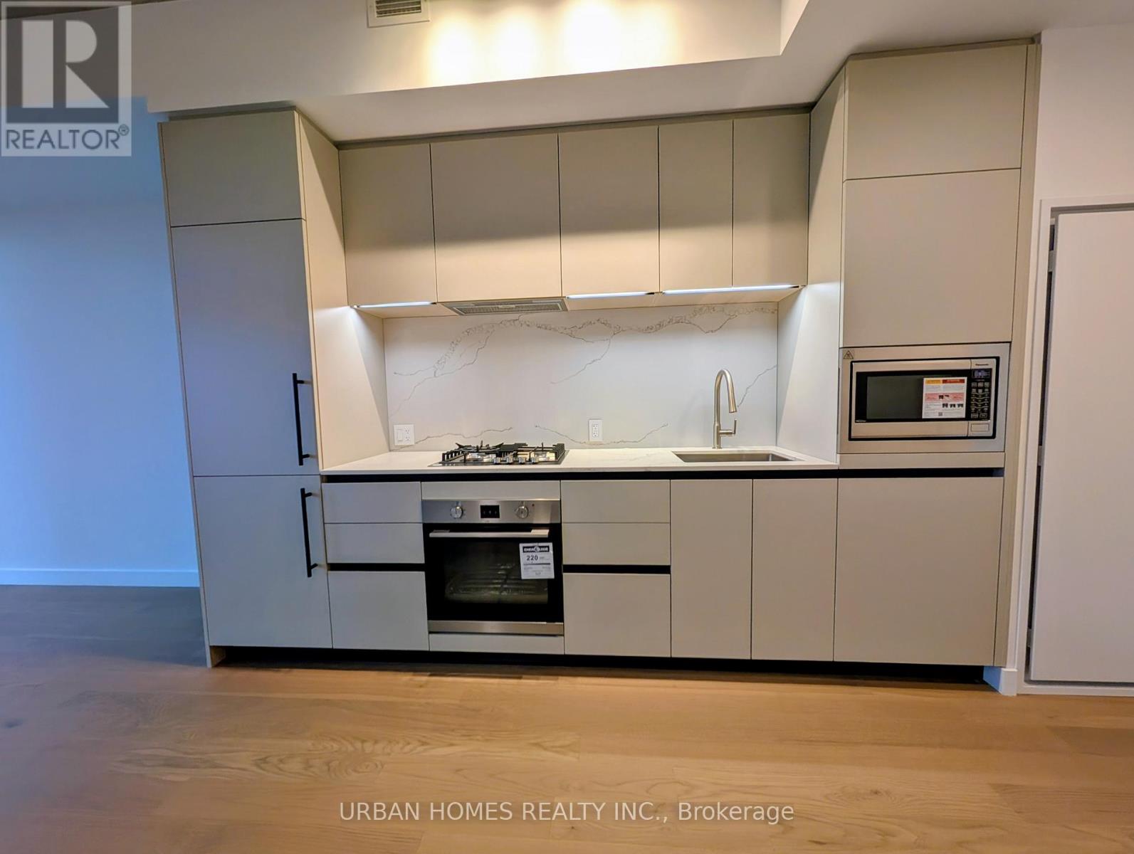 603 - 1720 Bayview Avenue, Toronto, Ontario  M4G 3C4 - Photo 3 - C12734068