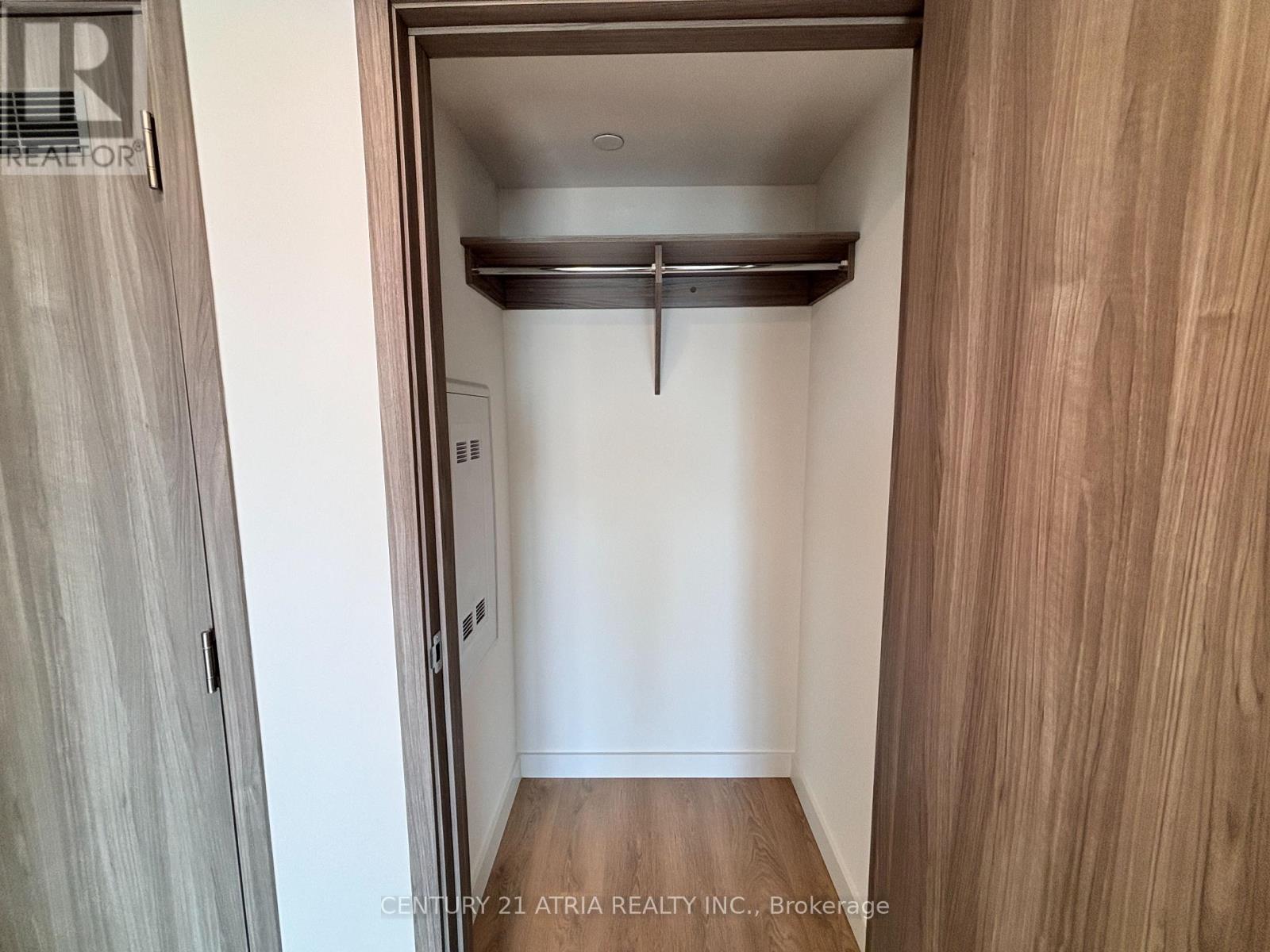 3702 - 3 Concord Cityplace Way, Toronto, Ontario  M5V 0X4 - Photo 16 - C12734076