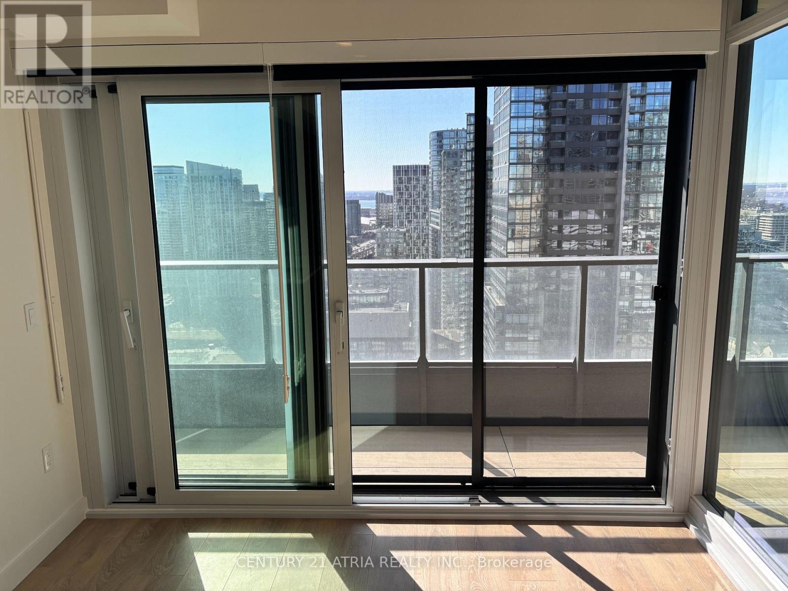 3702 - 3 Concord Cityplace Way, Toronto, Ontario  M5V 0X4 - Photo 7 - C12734076