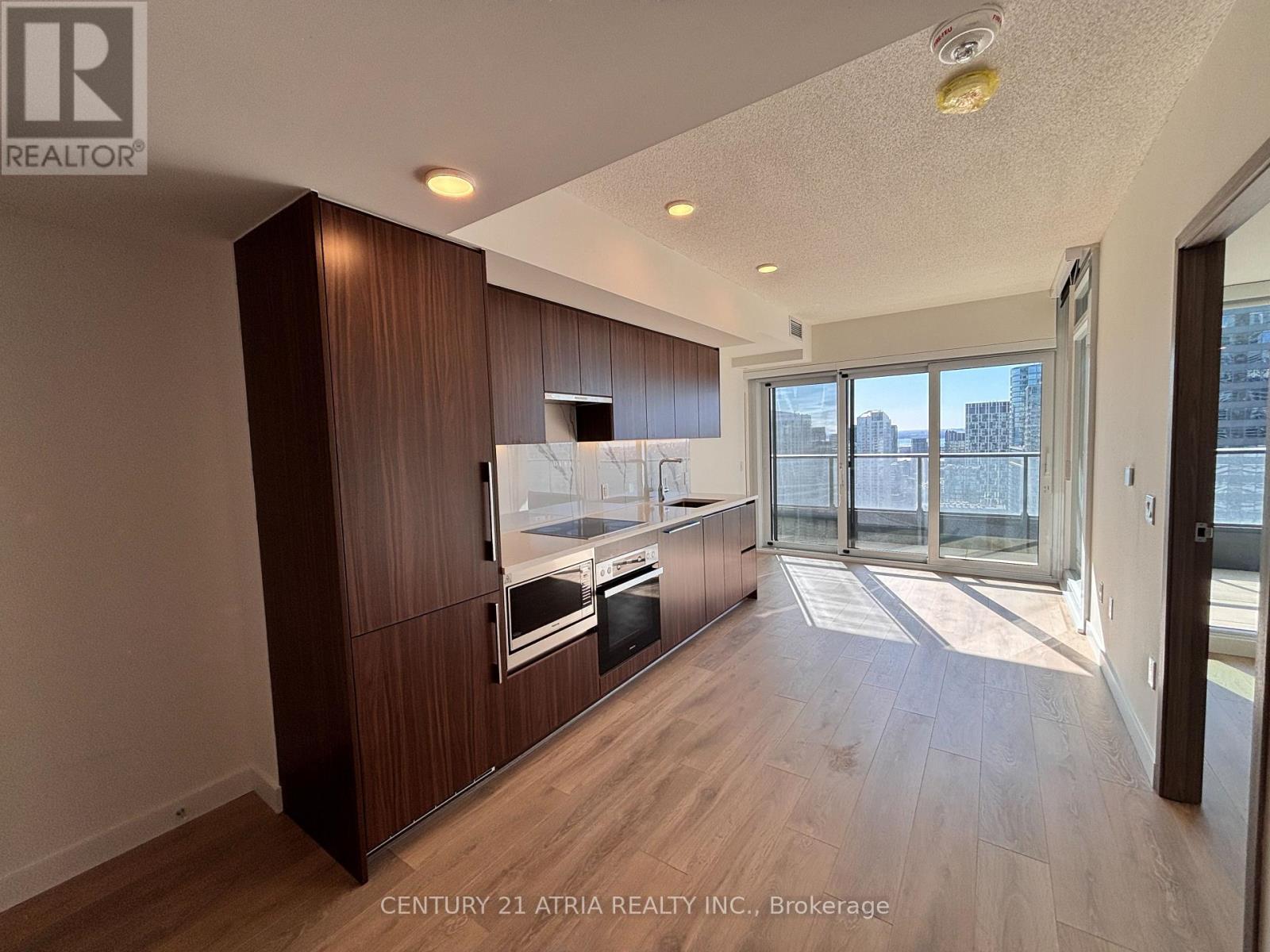 3702 - 3 Concord Cityplace Way, Toronto, Ontario  M5V 0X4 - Photo 9 - C12734076