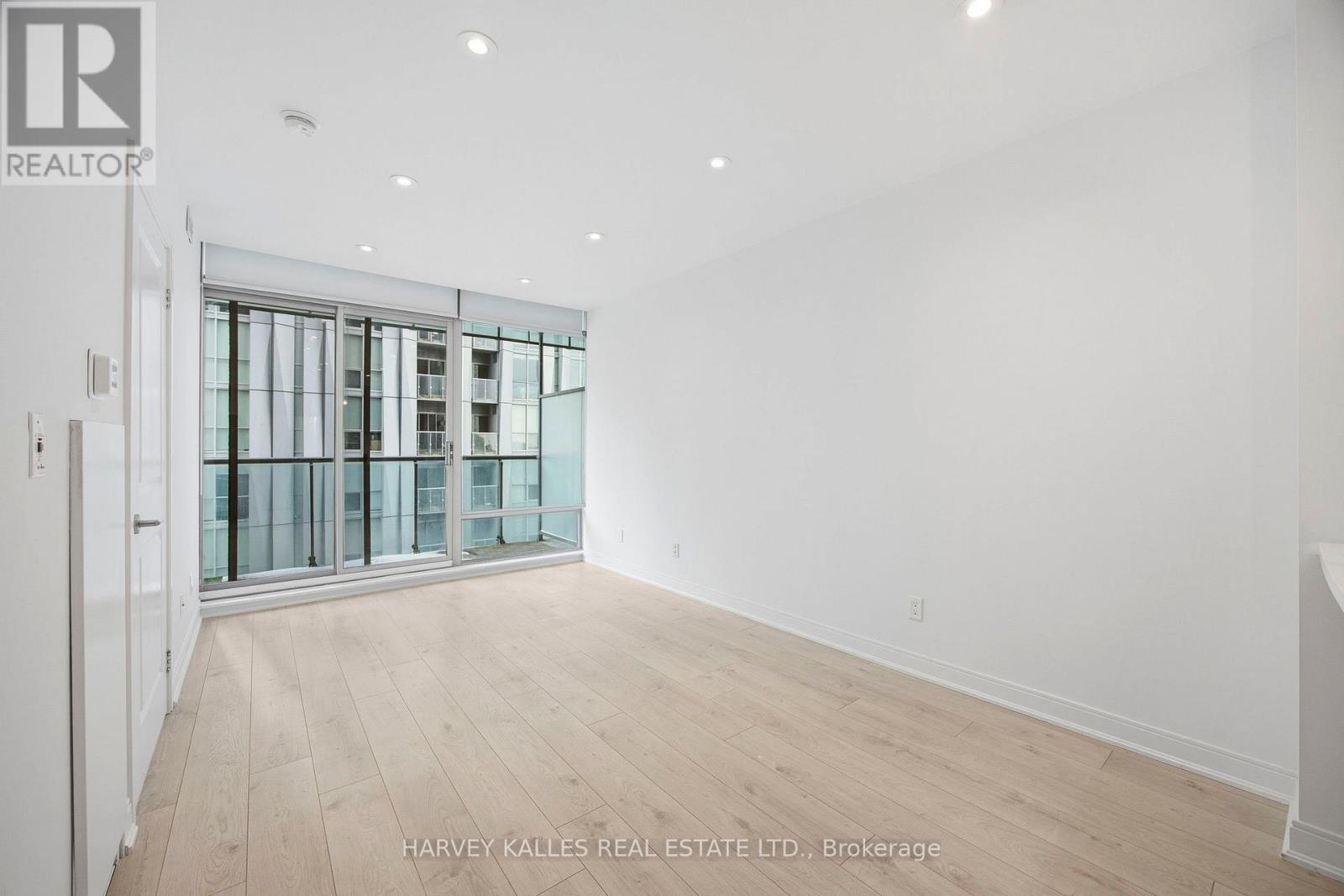 1803 - 18 Yorkville Avenue, Toronto, Ontario  M4W 3Y8 - Photo 10 - C12734090