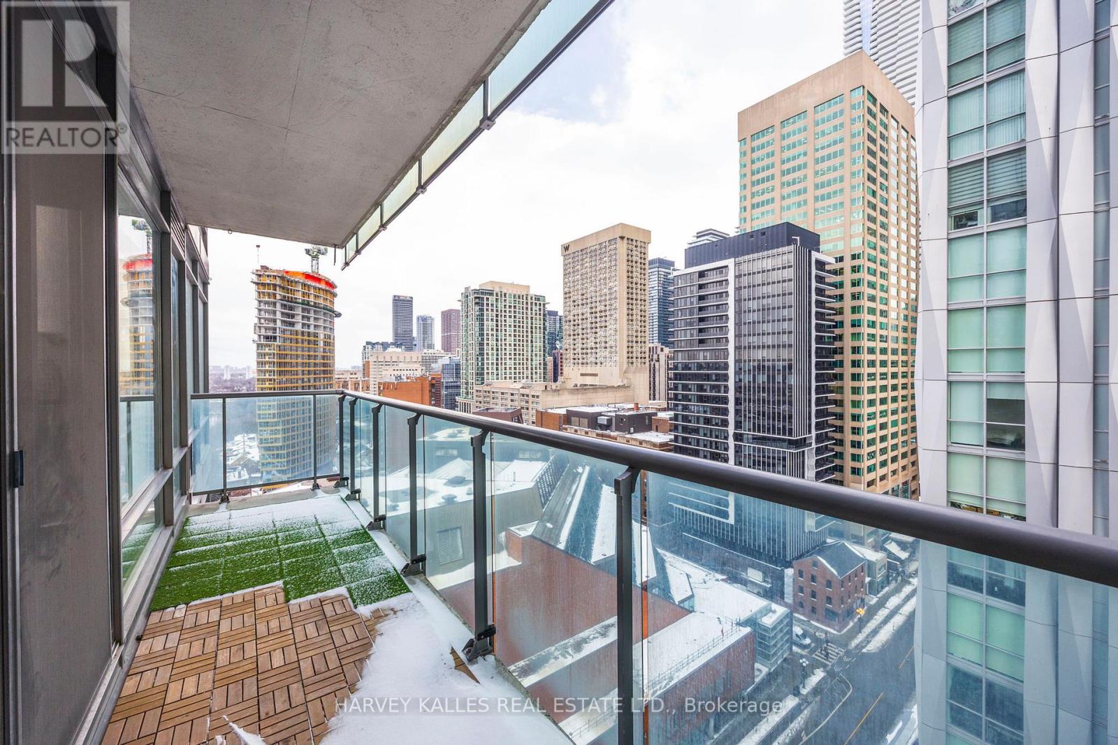 1803 - 18 Yorkville Avenue, Toronto, Ontario  M4W 3Y8 - Photo 21 - C12734090