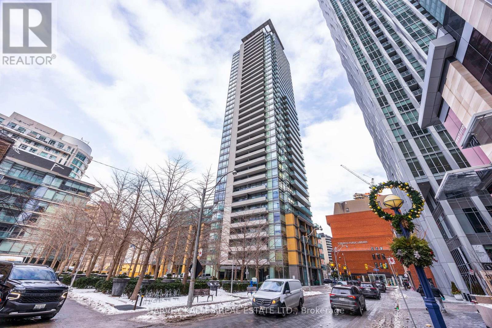 1803 - 18 Yorkville Avenue, Toronto, Ontario  M4W 3Y8 - Photo 32 - C12734090